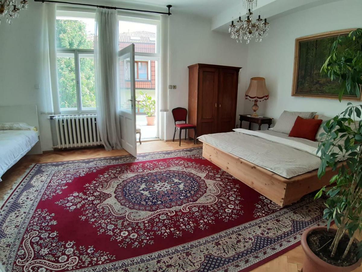 Rooms In Prague-Big+Comfy Buitenkant foto