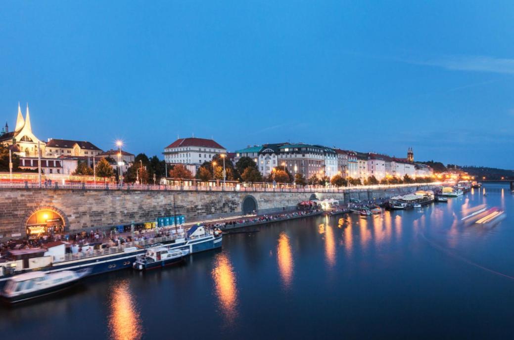 Rooms In Prague-Big+Comfy Buitenkant foto
